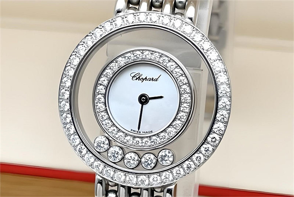 萧邦腕表表盘生锈应该咋办（图）